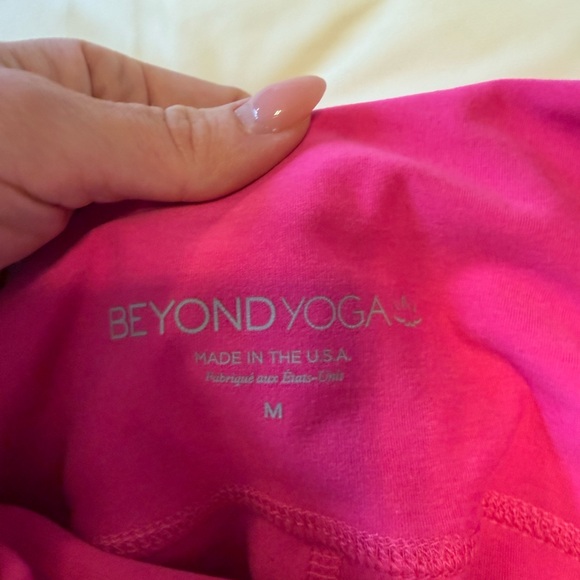Beyond Yoga Caught in the MIDI Leggings - Picture 4 of 7